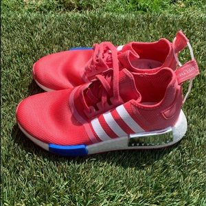 Women’s Adidas NMD R1 sneakers size 7.5